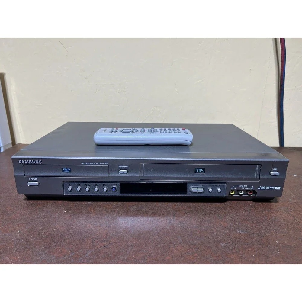 Samsung DVD-V3650 DVD/VCR  Combo Player VHS System w/ Remote. Tested.